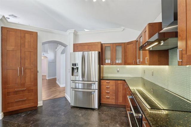 10211 OASIS PALM DRIVE, Tampa, FL 33615