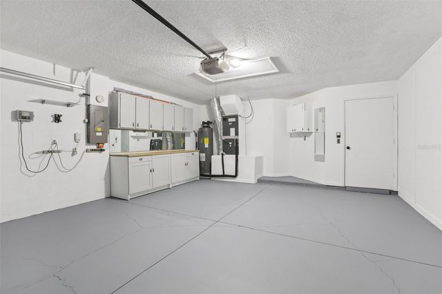 10211 OASIS PALM DRIVE, Tampa, FL 33615