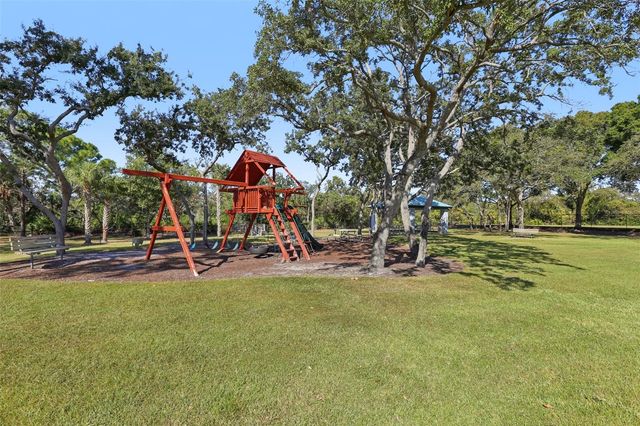 10211 OASIS PALM DRIVE, Tampa, FL 33615