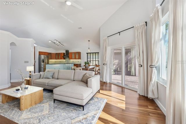 10211 OASIS PALM DRIVE, Tampa, FL 33615