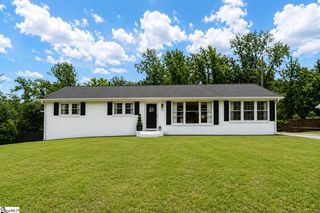 195 Stribling Circle, Spartanburg, SC 29301