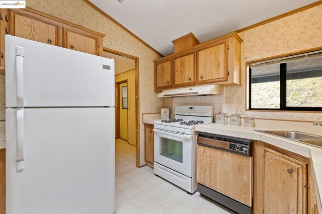 22690 Prospect Heights 20, Groveland, CA 95321