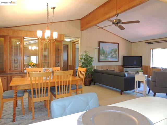 22690 Prospect Heights 20, Groveland, CA 95321