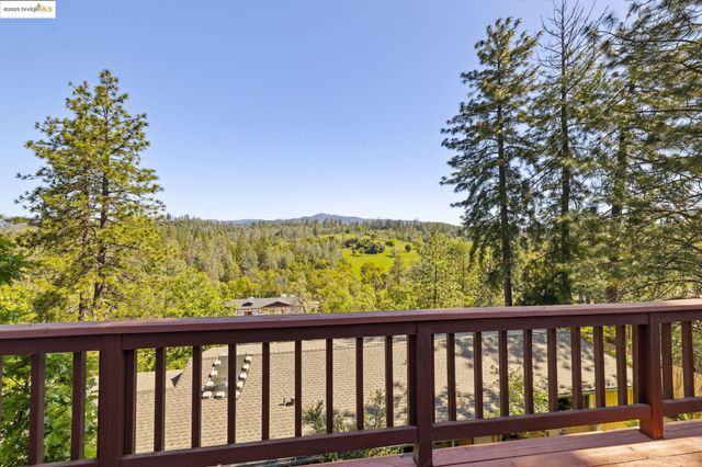 22690 Prospect Heights 20, Groveland, CA 95321