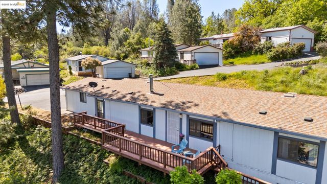 22690 Prospect Heights 20, Groveland, CA 95321