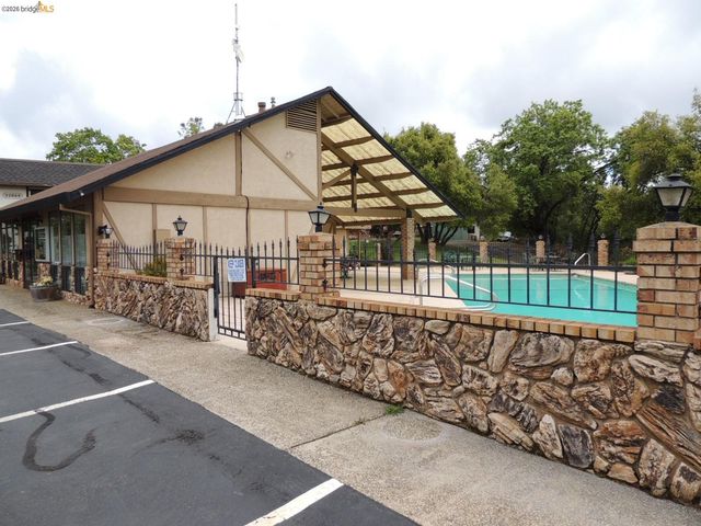 22690 Prospect Heights 20, Groveland, CA 95321