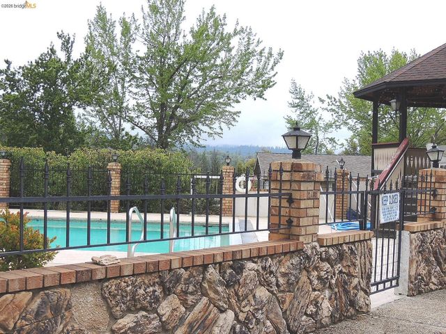 22690 Prospect Heights 20, Groveland, CA 95321