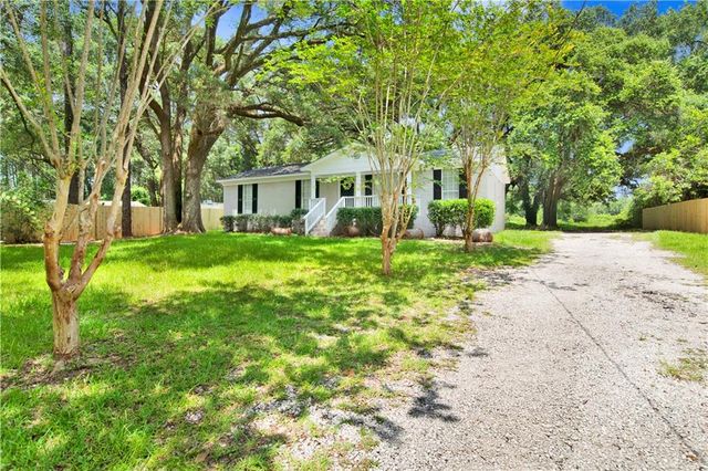 11049 Athena Lane, Irvington, AL 36544