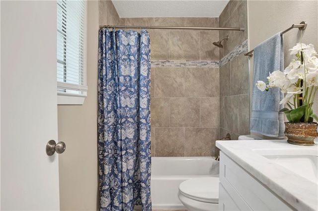 11049 Athena Lane, Irvington, AL 36544