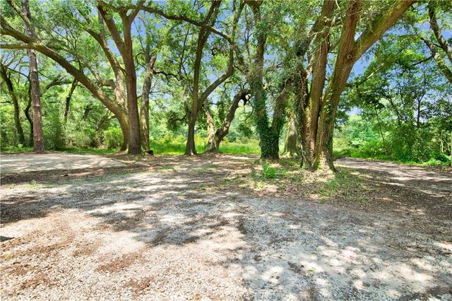 11049 Athena Lane, Irvington, AL 36544