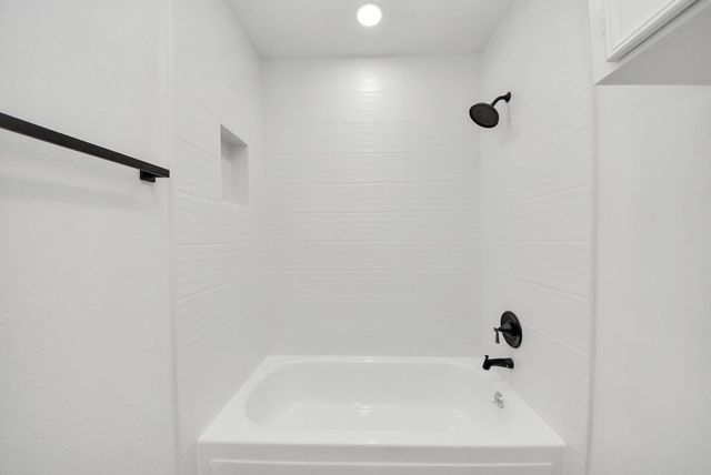 1101 Flint Street, Houston, TX 77029