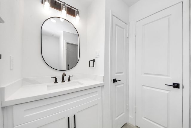 1101 Flint Street, Houston, TX 77029