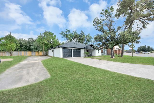1101 Flint Street, Houston, TX 77029