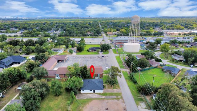 1101 Flint Street, Houston, TX 77029