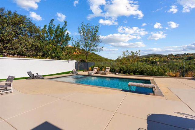 701 Leeward Avenue, San Marcos, CA 92078