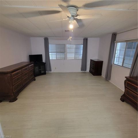 573 Hogan DR, North Fort Myers, FL 33903