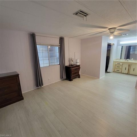 573 Hogan DR, North Fort Myers, FL 33903