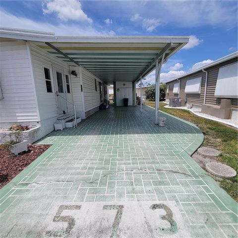573 Hogan DR, North Fort Myers, FL 33903