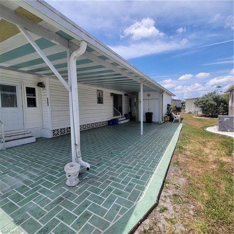 573 Hogan DR, North Fort Myers, FL 33903