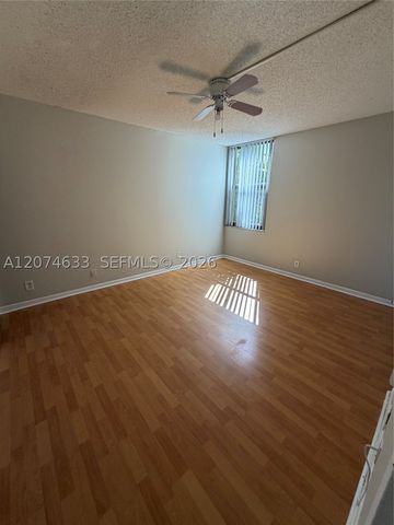 8429 Forest Hills Dr 202, Coral Springs, FL 33065