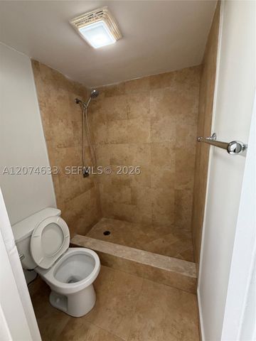 8429 Forest Hills Dr 202, Coral Springs, FL 33065