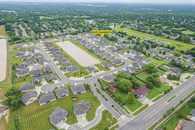 818 N Thornton Ct, Wichita, KS 67235