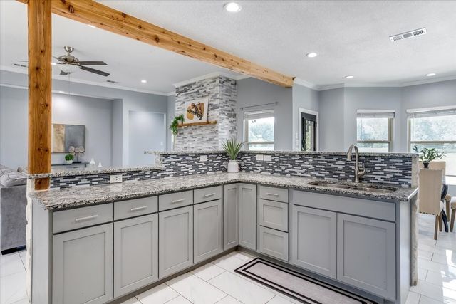 9325 County Road 4074, Scurry, TX 75158