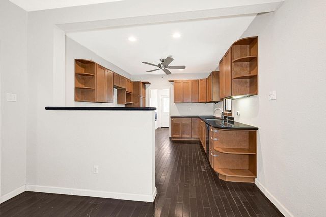 714 Waverly Street, Houston, TX 77007