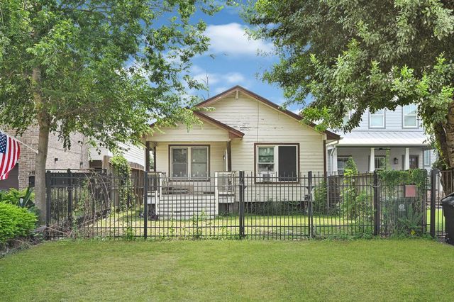 714 Waverly Street, Houston, TX 77007