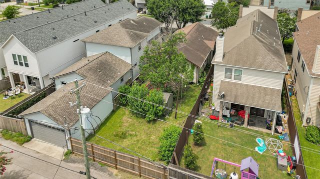 714 Waverly Street, Houston, TX 77007