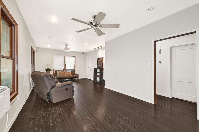714 Waverly Street, Houston, TX 77007