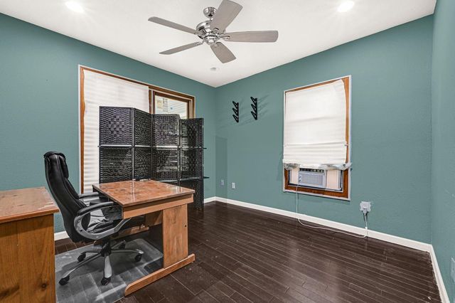 714 Waverly Street, Houston, TX 77007