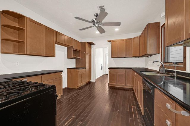 714 Waverly Street, Houston, TX 77007