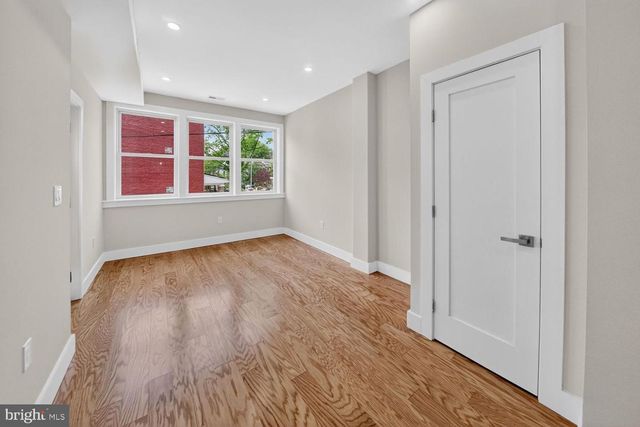 237 ROCK CREEK CHURCH RD NW, Washington, DC 20011