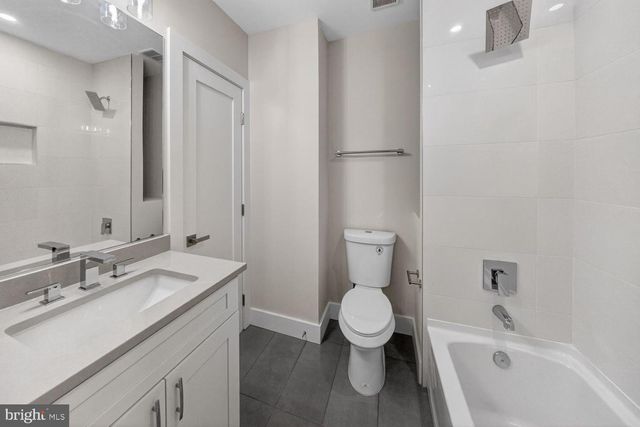 237 ROCK CREEK CHURCH RD NW, Washington, DC 20011