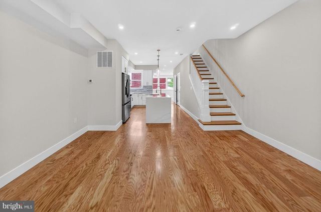 237 ROCK CREEK CHURCH RD NW, Washington, DC 20011