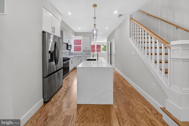 237 ROCK CREEK CHURCH RD NW, Washington, DC 20011