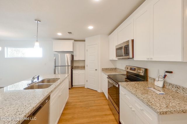 11405 Camden Court Circle, Gulfport, MS 39503