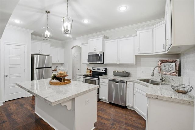 329 Paisley Parkway, Sulphur, LA 70665