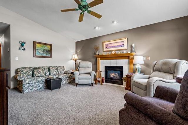 1124 EAST AVENUE N, Onalaska, WI 54650