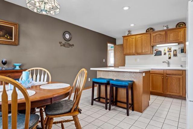 1124 EAST AVENUE N, Onalaska, WI 54650