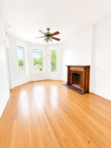 2621 W Crystal Street 3, Chicago, IL 60622
