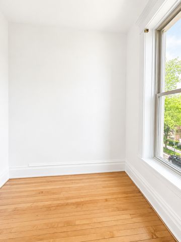 2621 W Crystal Street 3, Chicago, IL 60622