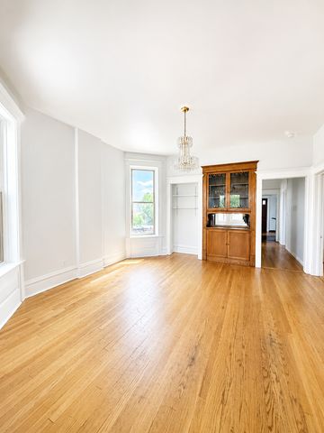 2621 W Crystal Street 3, Chicago, IL 60622