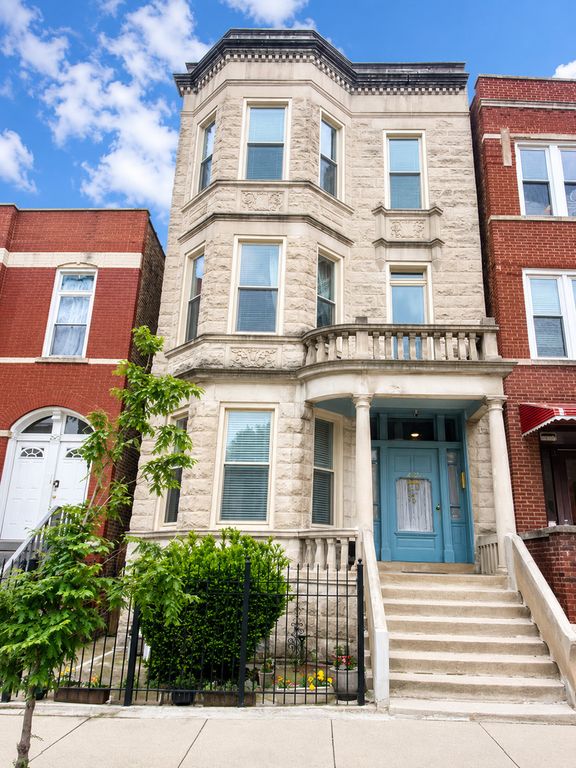 2621 W Crystal Street 3, Chicago, IL 60622
