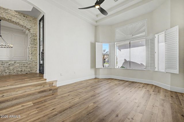 663 W ASTER Court, Chandler, AZ 85248
