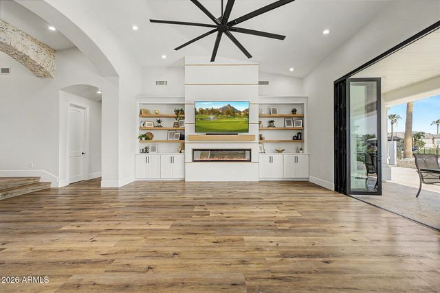 663 W ASTER Court, Chandler, AZ 85248