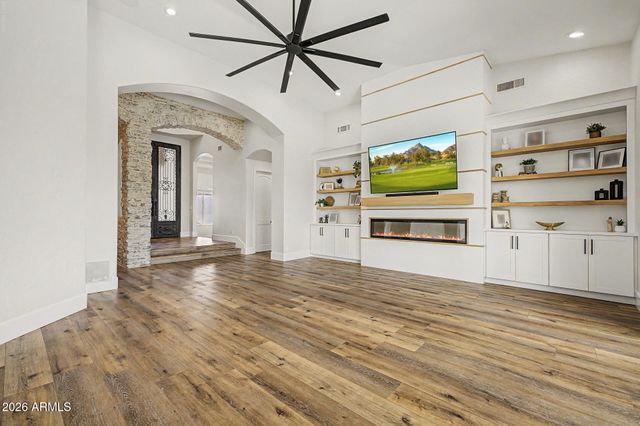 663 W ASTER Court, Chandler, AZ 85248