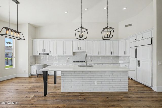 663 W ASTER Court, Chandler, AZ 85248