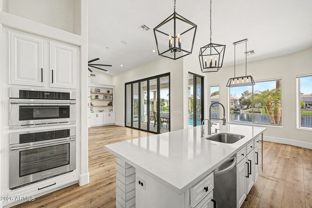 663 W ASTER Court, Chandler, AZ 85248